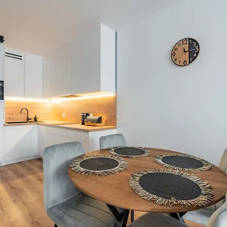 Horyzont -baltycka Przy Porcie -blisko Portu !!! קולובז'ג